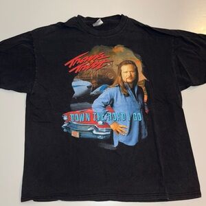 Vintage Travis Tritt Down the Road I go concert Y2K tshirt